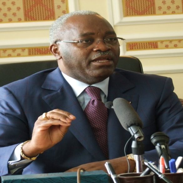 Congo : Ngouelondelé choque en écartant les binationaux