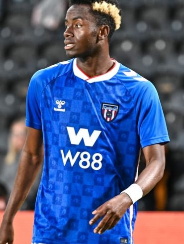 Monaco espère finaliser l’arrivée de Simon Adingra sous forme de prêt avant la fin du mercato.