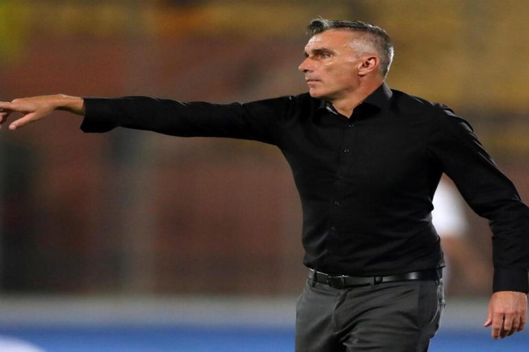 Patrice Carteron en tant qu’entraîneur, pressenti pour le poste au Cameroun.