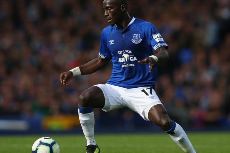Idrissa Gueye expulsé après avoir giflé son coéquipier Michael Keane