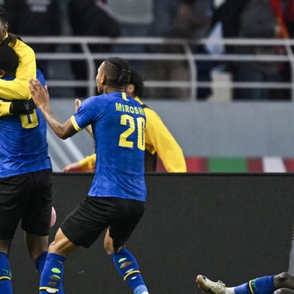 Les joueurs tanzaniens célèbrent une qualification historique pour les huitièmes de finale de la CAN 2025.