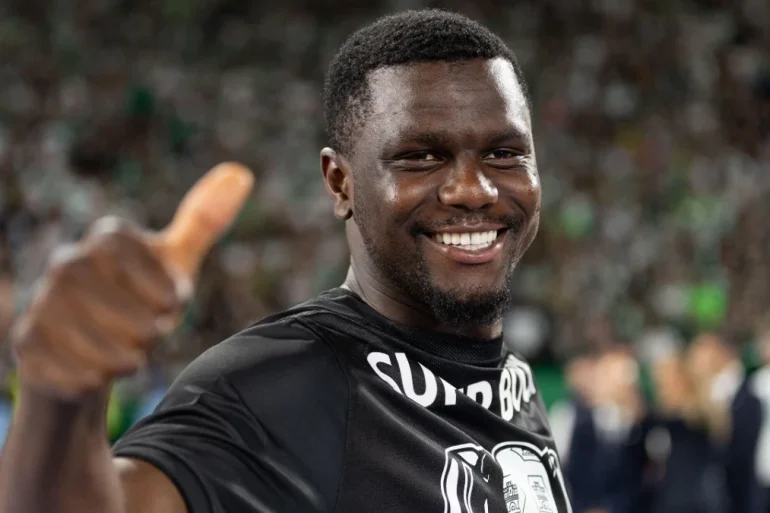 Ousmane Diomandé prolonge avec le Sporting CP jusqu’en 2030.
