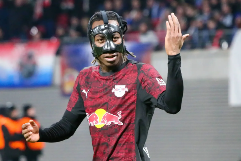 Yan Diomandé célèbre une nouvelle montée en puissance avec le RB Leipzig, au point de figurer parmi les dribbleurs les plus performants d’Europe cette saison.