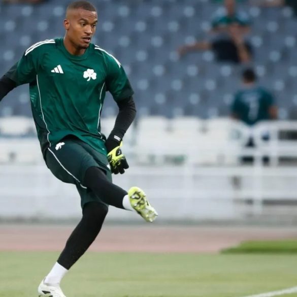 Alban Lafont de retour à l’entraînement individuel après sa blessure au bras.