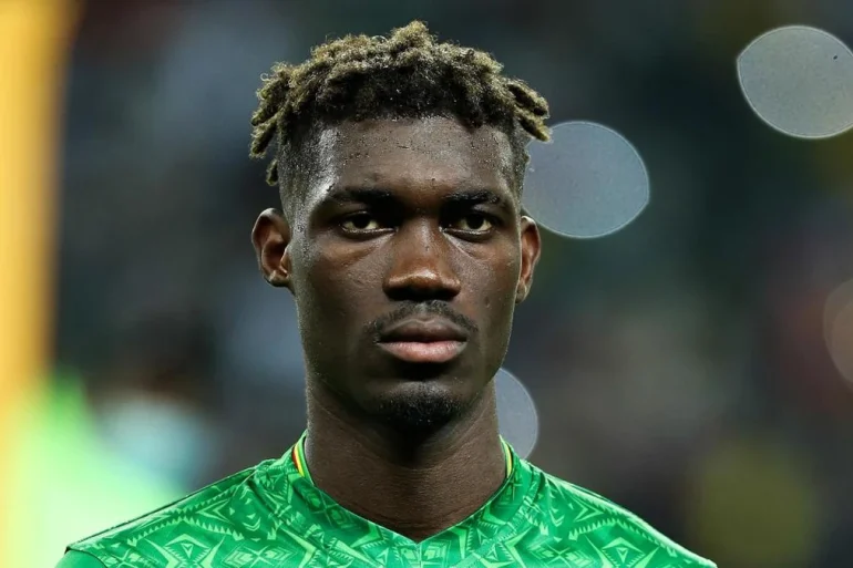 Yves Bissouma a rendu hommage au général Sadio Camara après les attaques qui ont secoué le Mali.