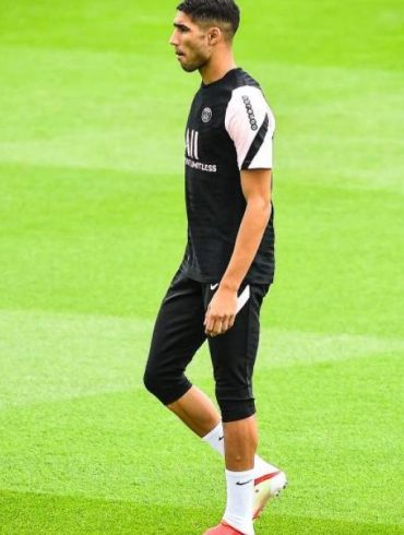 Achraf Hakimi reprend l’entraînement avec le PSG, bonne nouvelle pour la CAN 2025.
