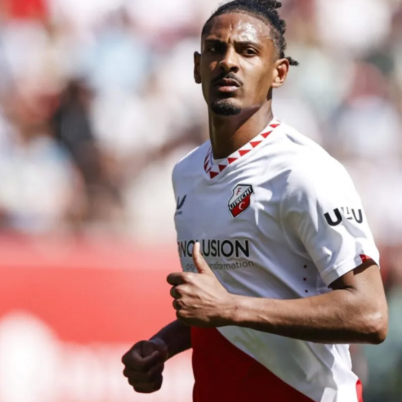 Sébastien Haller ciblé par le club qatari Umm Salal pour le prochain mercato.