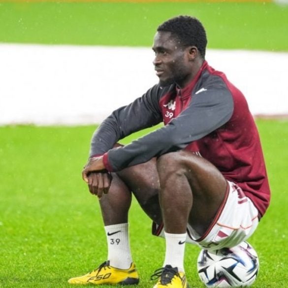 Koffi Kouao sous le maillot de Metz, dans le viseur de Sunderland pour renforcer le côté droit.
