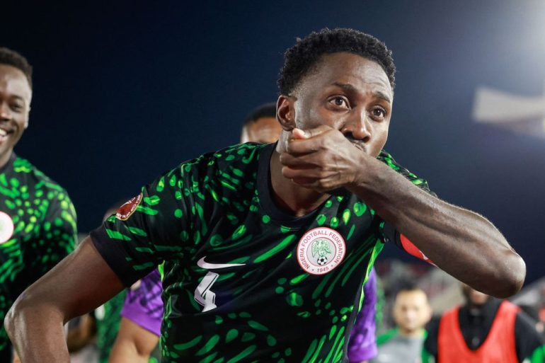 Wilfred Ndidi au centre des discussions après des publications affirmant qu’il est prêt à avancer les primes du Nigeria si le paiement tarde.