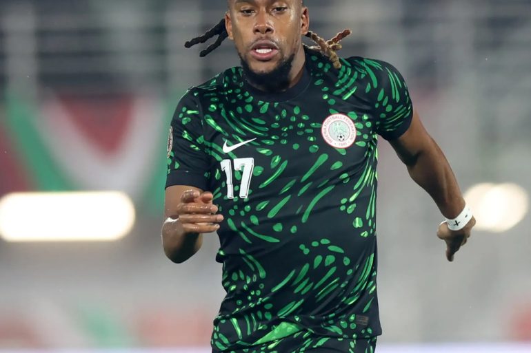 Alex Iwobi sous le maillot du Nigeria lors de la CAN 2025 au Maroc.