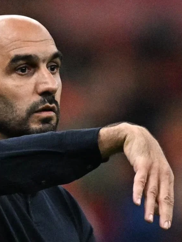 Walid Regragui fait partie des pistes étudiées par le Paris FC.