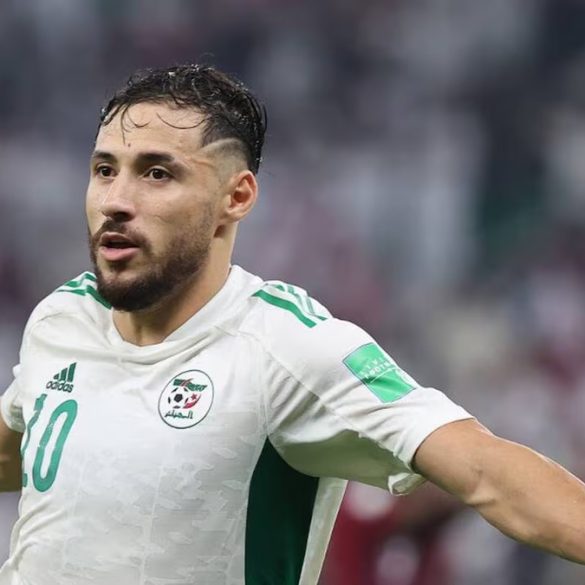 Youcef Belaïli pourrait faire son retour au Mouloudia d’Oran, mais rien n’est encore officialisé.