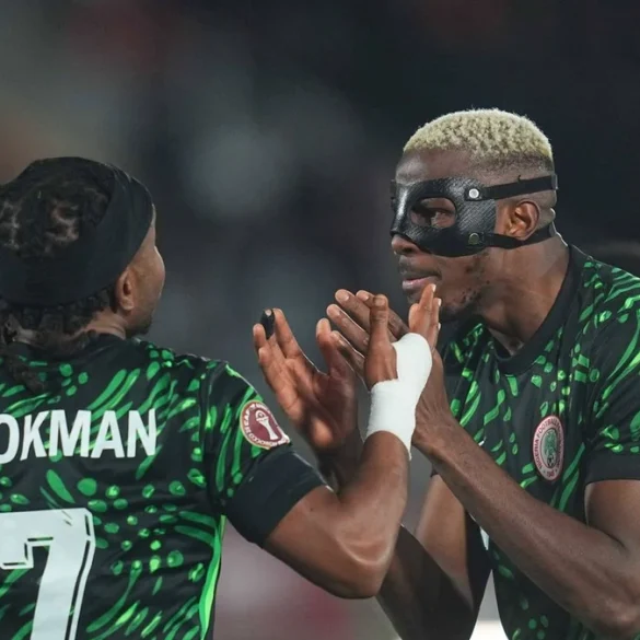 Victor Osimhen et Ademola Lookman au cœur d’un échange tendu, désormais clos selon la NFF.