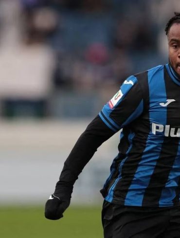 Ademola Lookman au centre des attentions, l’Atlético Madrid suit sa situation.