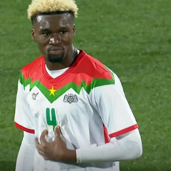 Adamo Nagalo vit une situation compliquée au PSV, qui se dit prêt à étudier un départ cet hiver.