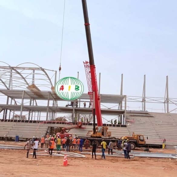 Le stade de Léguéma à Bobo Dioulasso est annoncé à 75 % d’exécution, pour une livraison visée fin avril 2026.