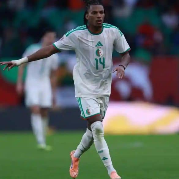 Hicham Boudaoui avec Nice, courtisé en Angleterre et en Turquie.