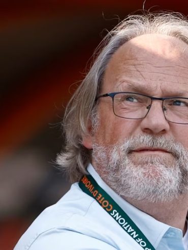 L’avenir de Tom Saintfiet à la tête du Mali en discussion