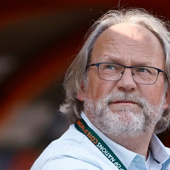 L’avenir de Tom Saintfiet à la tête du Mali en discussion