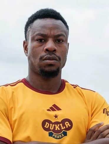 Kevin Prince Milla de retour sous le maillot de Dukla Praha.