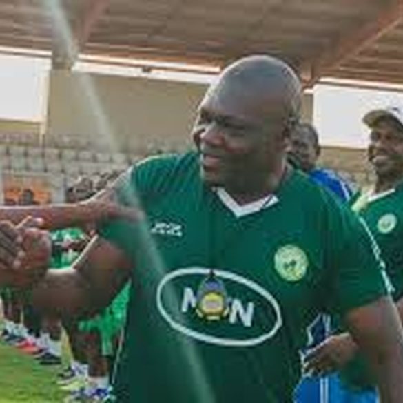 David Pagou, annoncé comme futur entraîneur de Coton Sport tout en restant sélectionneur des Lions Indomptables.