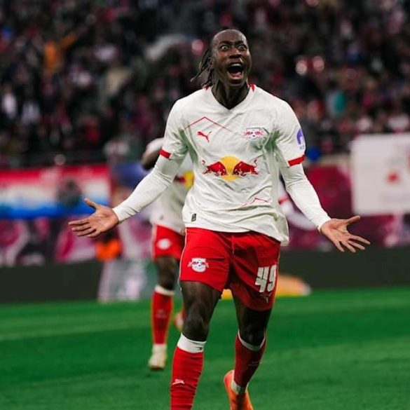 PSG Yan Diomandé Leipzig valorisé à 100 M et concurrence en Europe