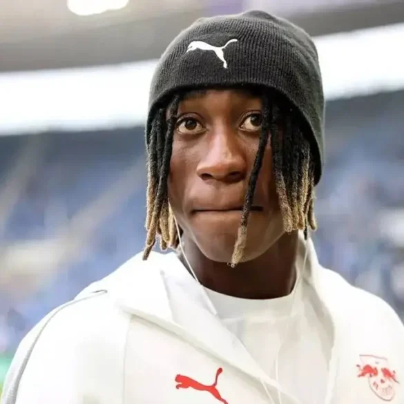 Yan Diomandé lors de la formalisation de son engagement avec Roc Nation International.