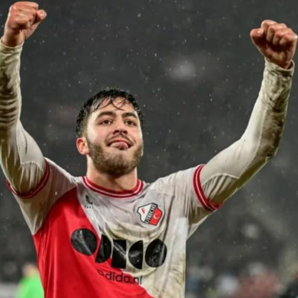 Souffian El Karouani va découvrir la Saudi Pro League après son passage à Utrecht.