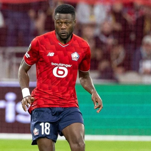 Chancel Mbemba aurait refusé un départ en Arabie saoudite afin de garder une trajectoire sportive claire.