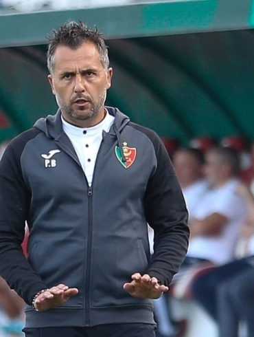 Patrice Beaumelle prend les commandes de l’Espérance pour une fin de saison décisive.