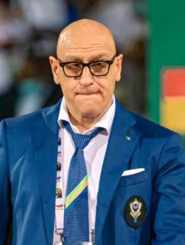 Patrice Neveu prend les commandes des Éperviers du Togo.