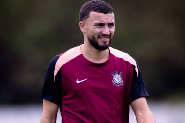 Zakaria Labyad officialise son arrivée aux Corinthians avec un contrat courant jusqu’en décembre 2026.
