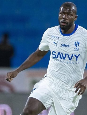 Kalidou Koulibaly prolonge à Al Hilal et reste au club