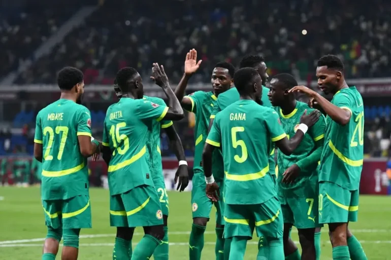 Pape Thiaw a publié sa liste de 28 joueurs pour les amicaux du Sénégal contre le Pérou et la Gambie.