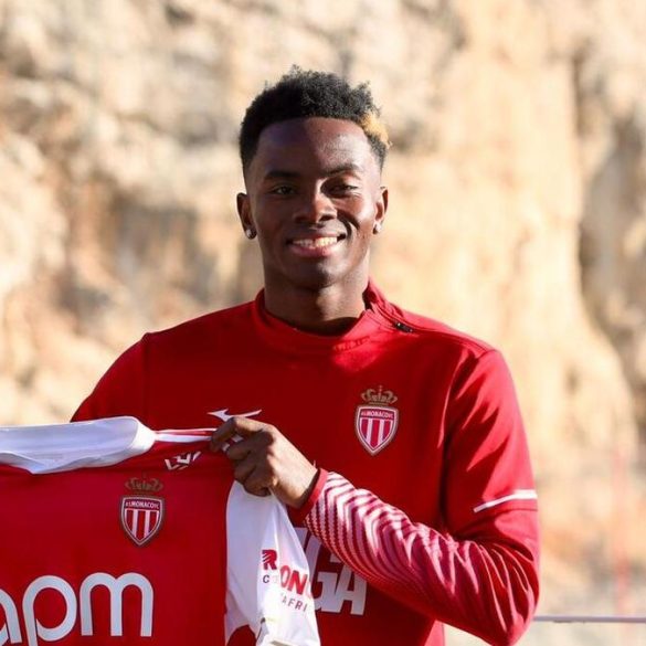 Simon Adingra a réaffirmé son ambition de continuer à grandir avec Monaco et de rejouer la Ligue des champions.