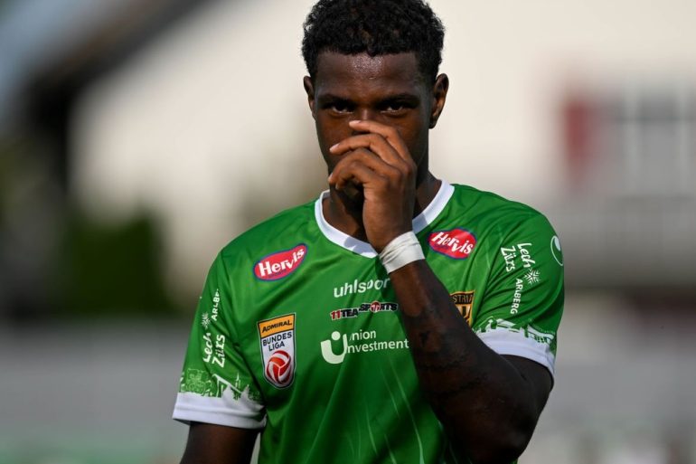 Bryan Silva Teixeira présenté par son nouveau club, le FK Žalgiris Vilnius.