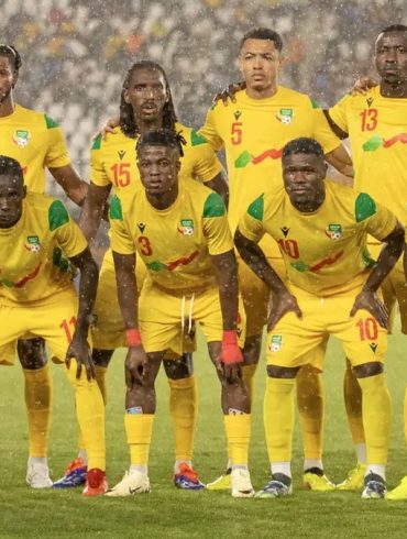 Gernot Rohr a convoqué 25 joueurs avec deux nouvelles têtes, Michel Boni et Sahid Ngobi.