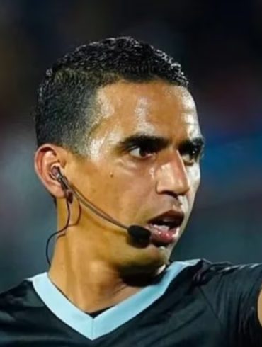 Les sept arbitres africains retenus pour la Coupe du monde 2026 représenteront le continent sur la plus grande scène du football mondial.