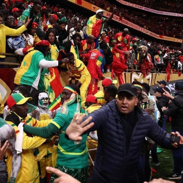 Des supporters sénégalais lors de la CAN 2025, au cœur d’une affaire judiciaire confirmée en appel au Maroc.
