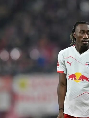 Yan Diomandé continue de faire grandir sa marque avec une signature qui confirme son changement de dimension.