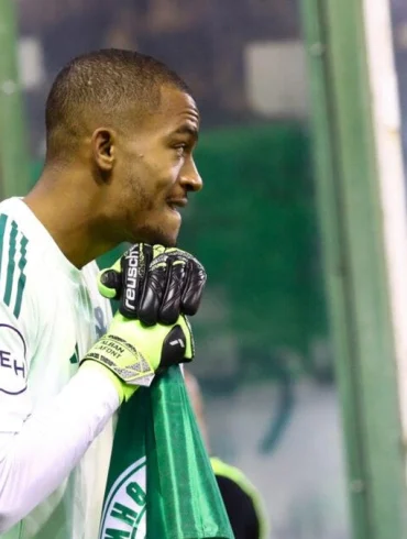 Alban Lafont confirme sa belle forme actuelle avec un nouveau match sans but encaissé.