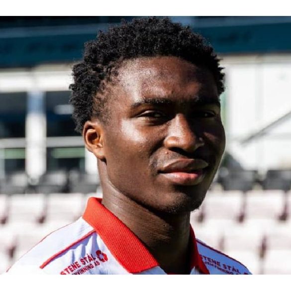 Daan Dos Millos Yoboue a signé son premier contrat professionnel avec Fredrikstad FK en Norvège.