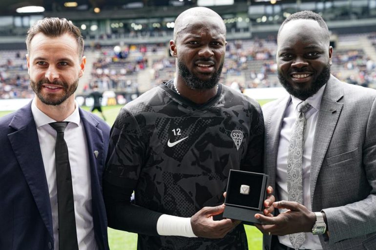 Hervé Koffi a été élu joueur de la saison à Angers SCO après une campagne très réussie.