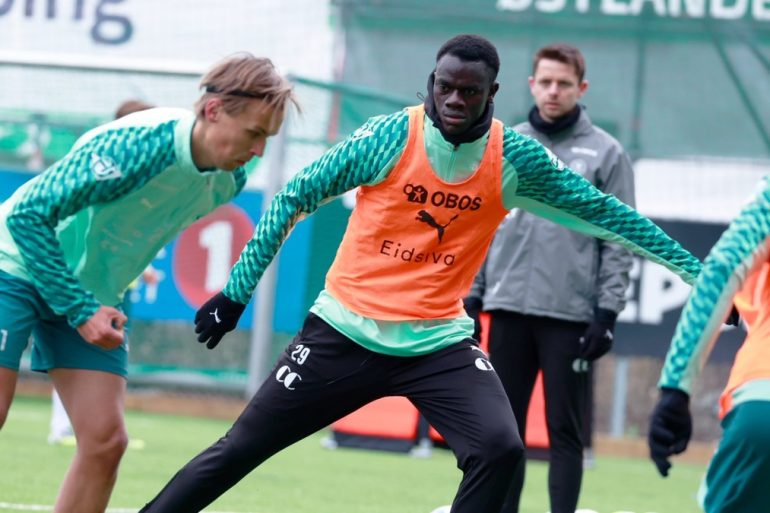 Mame Alassane Niang quitte Lyn 1896 FK et s’engage définitivement avec HamKam jusqu’en 2029.