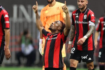Elye Wahi très ému après le maintien de l’OGC Nice en Ligue 1.
