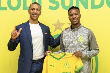 Themba Zwane prolonge son contrat avec les Mamelodi Sundowns jusqu’en 2027.