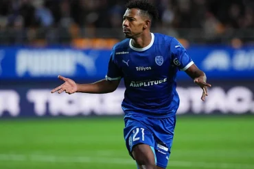 Tawfik Bentayeb intéresse plusieurs clubs européens avant le mercato estival.