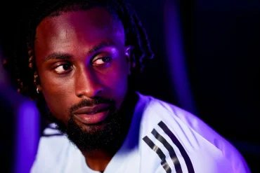 Evann Guessand est retenu avec la Côte d’Ivoire malgré des interrogations sur son rythme après sa blessure au genou.