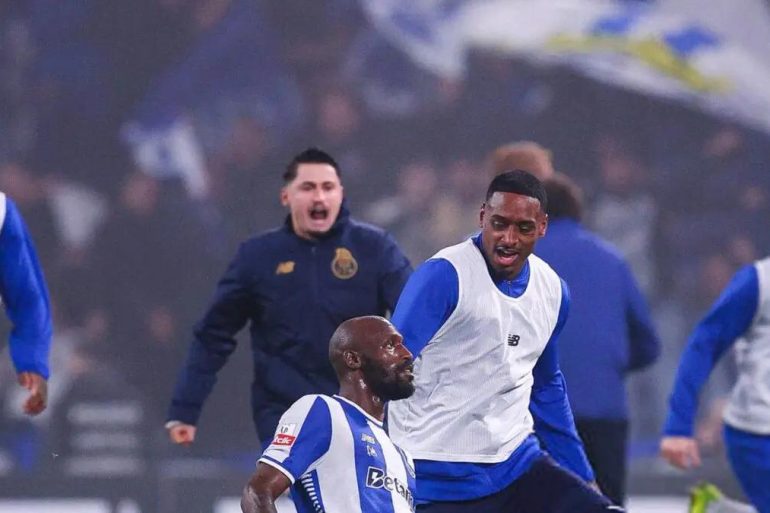 Seko Fofana est sacré champion du Portugal avec le FC Porto.