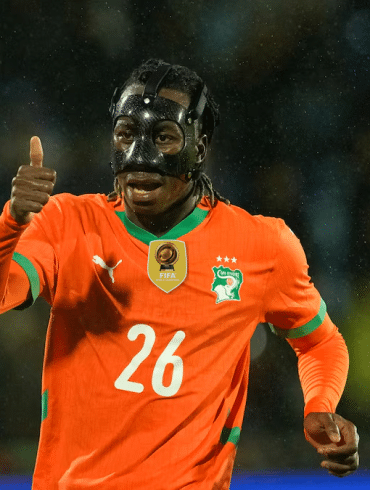Les joueurs qui feront leurs débuts en Coupe du monde porteront un badge spécial sur leur maillot.
